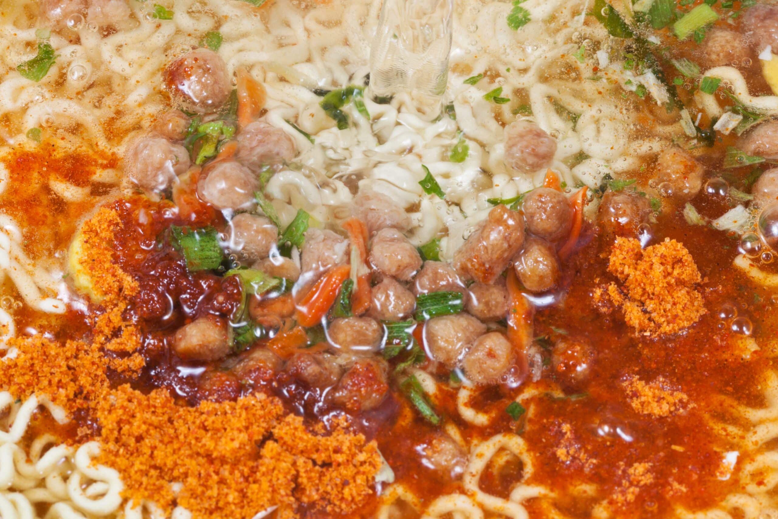 como fazer macarrão ramem