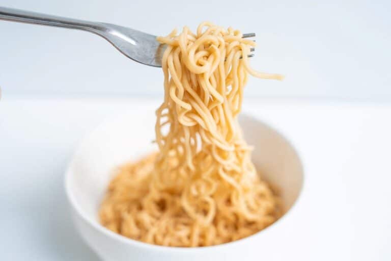 Como o preparo artesanal da Keishi transforma o ramen em uma experiência única?