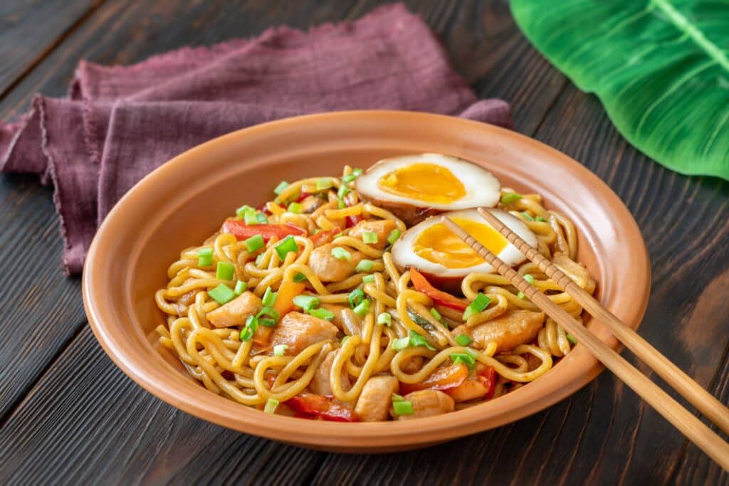 ramen e lamen macarrão